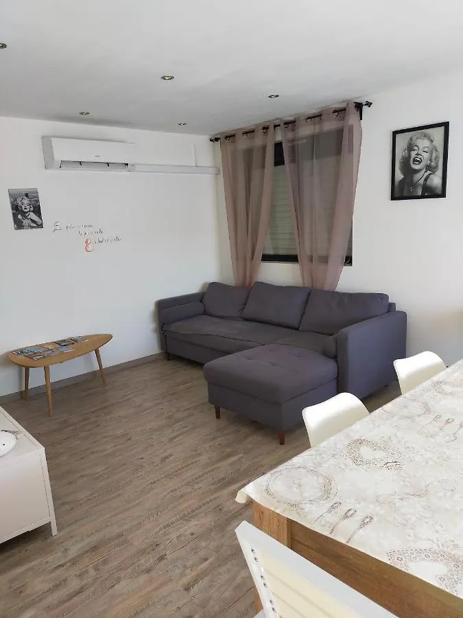 Logement Atypique Arles France
